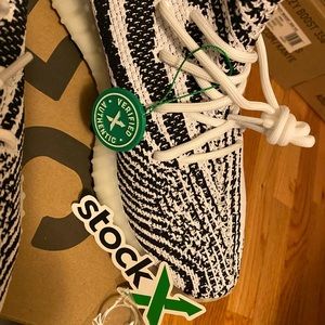 adidas Yeezy Boost 350 V2 Zebra